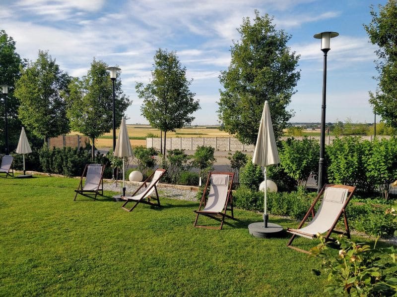 low maintenance garden ideas with artificial grass and modern design